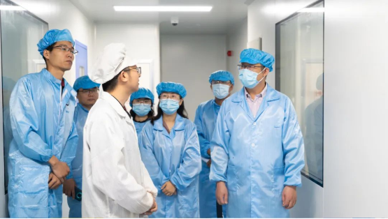 校企携手 同舟远航丨通辽农业大学分析测试中心辅导一行参观UG环球 共议合作